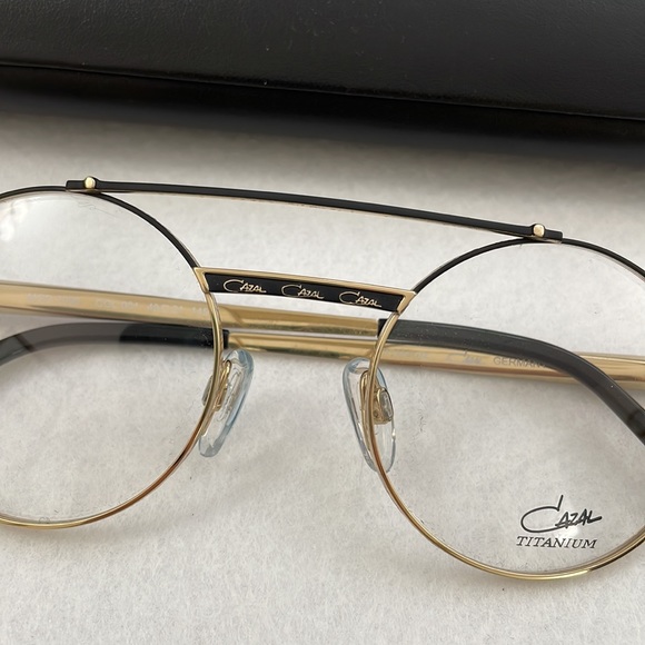 NEW Cazal Titanium Eyewear model 7090 eyeglasses and case - Picture 4 of 7